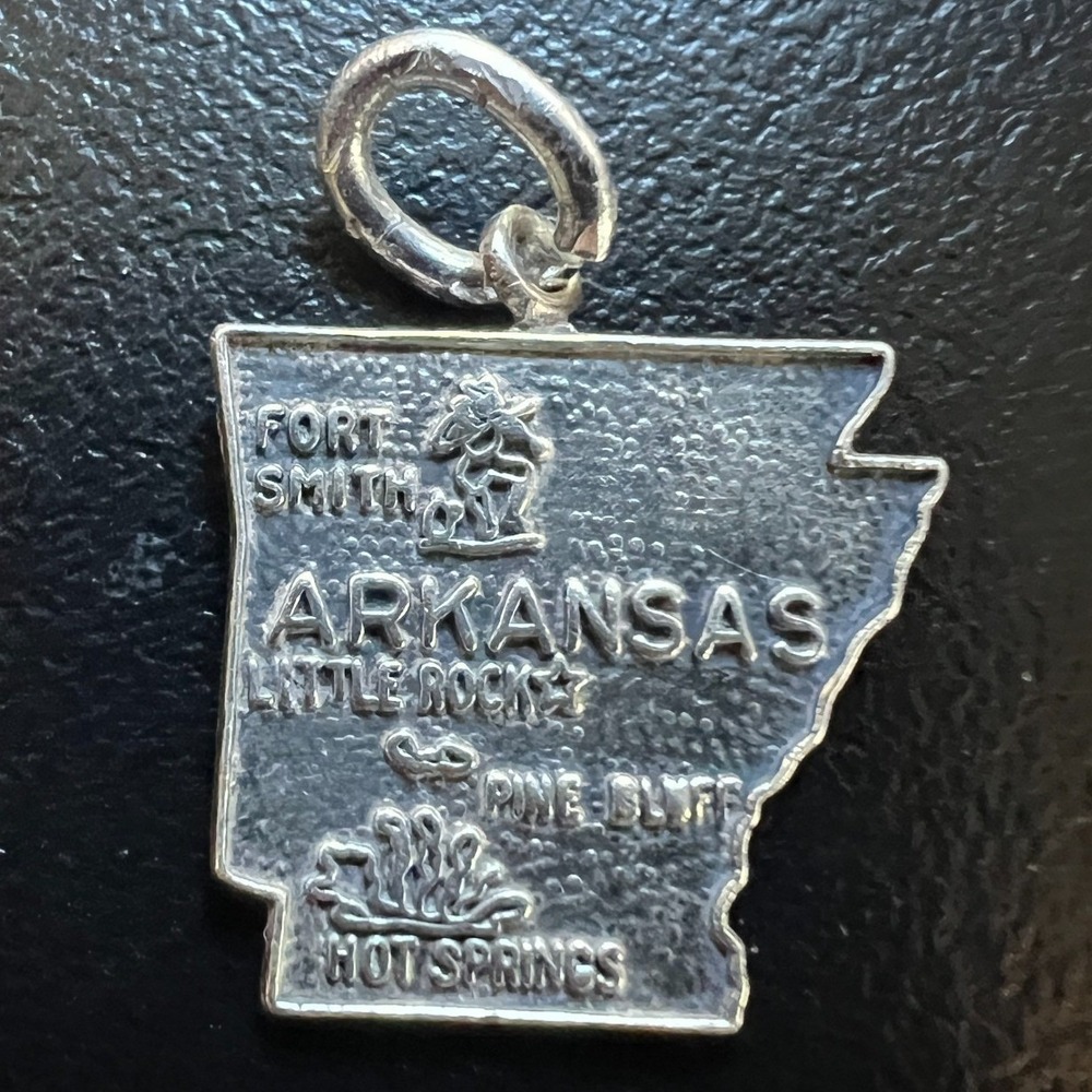 Vintage Sterling Silver Arkansas State Charm Travel Map Pendant‎ Souvenir